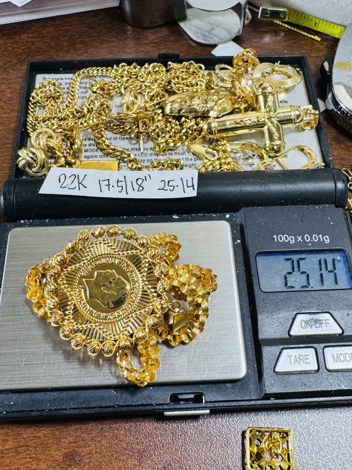 7098763