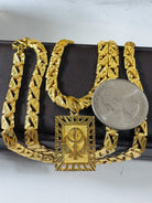 7995618