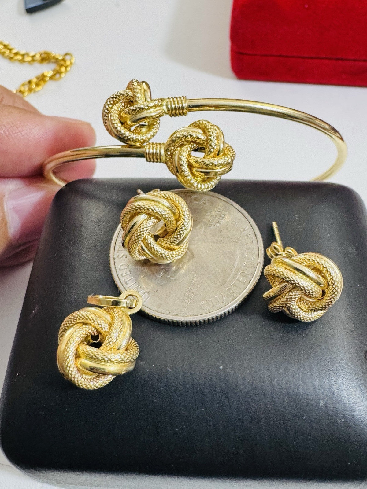 6085000