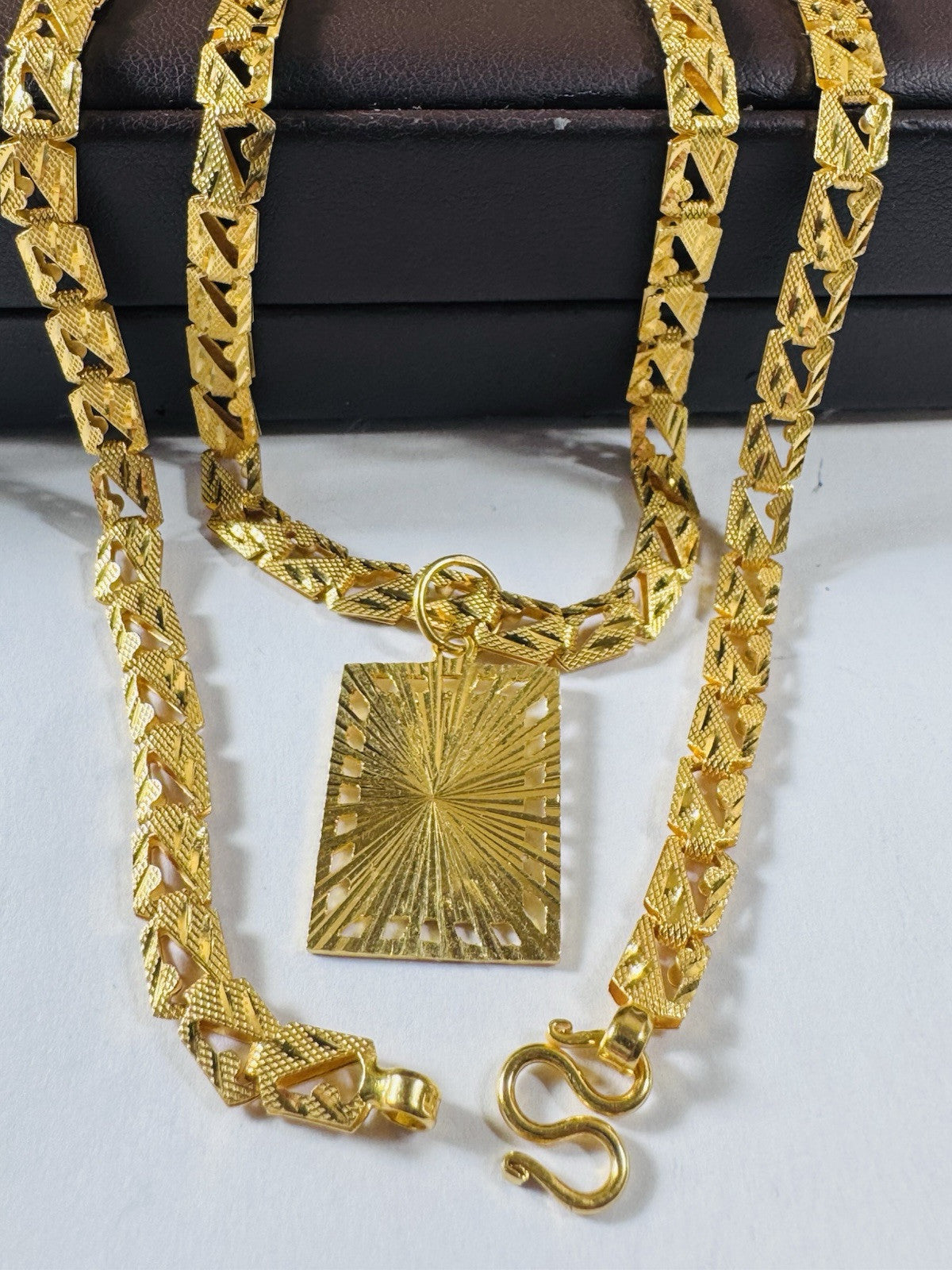7981424