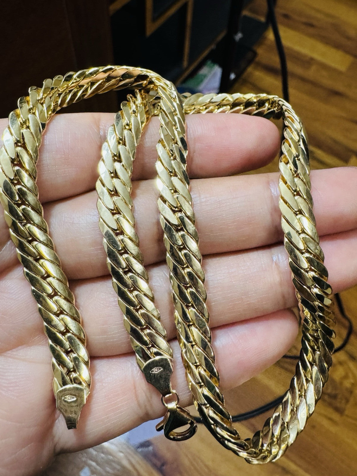 6079647